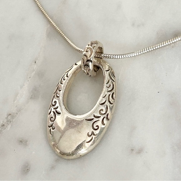 Unique Sterling Silver Oval Filigree Necklace and Earring Set - Picture 3 of 4